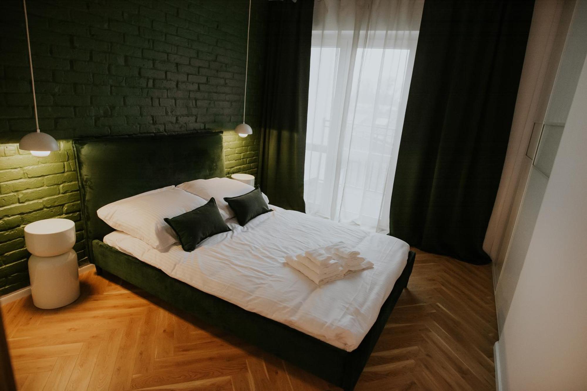 Dwupoziomowy Butikowy Zmigrodzka, Free Parking, Self Check-in Apartament *
