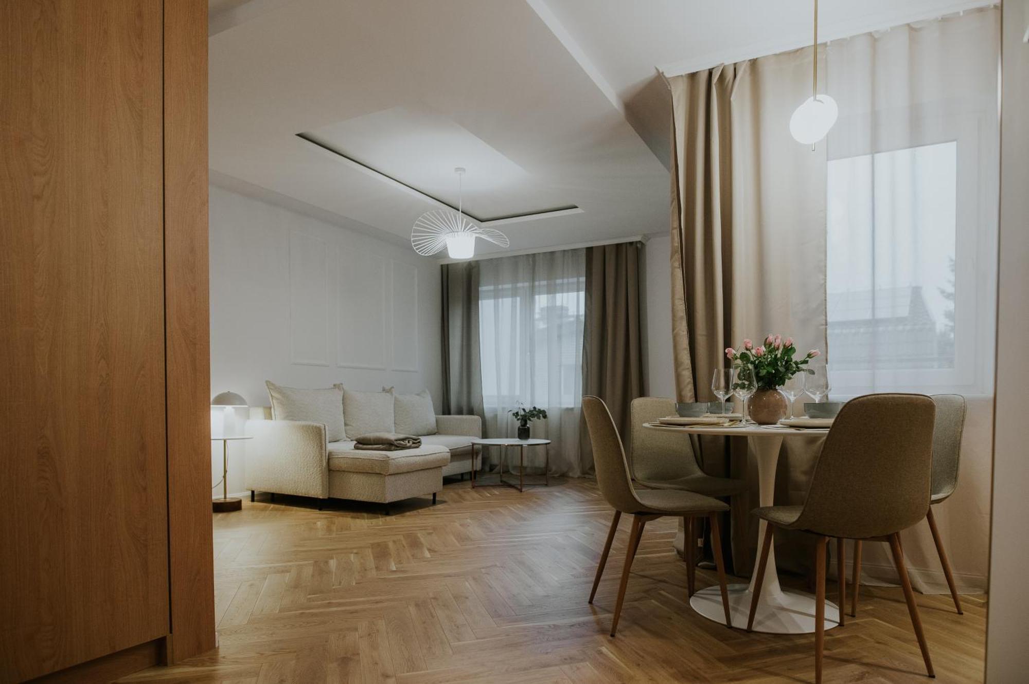 Apartament Dwupoziomowy Butikowy Zmigrodzka, Free Parking, Self Check-in *